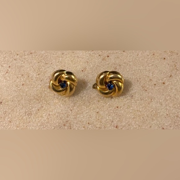 Vintage beautiful 12 kg B&N screw back earrings - Picture 1 of 2